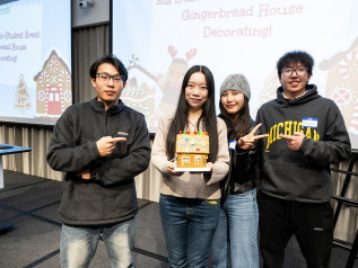 2025-12-05 Gingerbread Decorating 